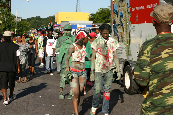 jouvert2k8000000465.jpg