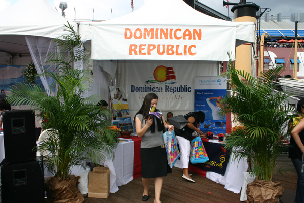 caribbeaw2k701210.jpg